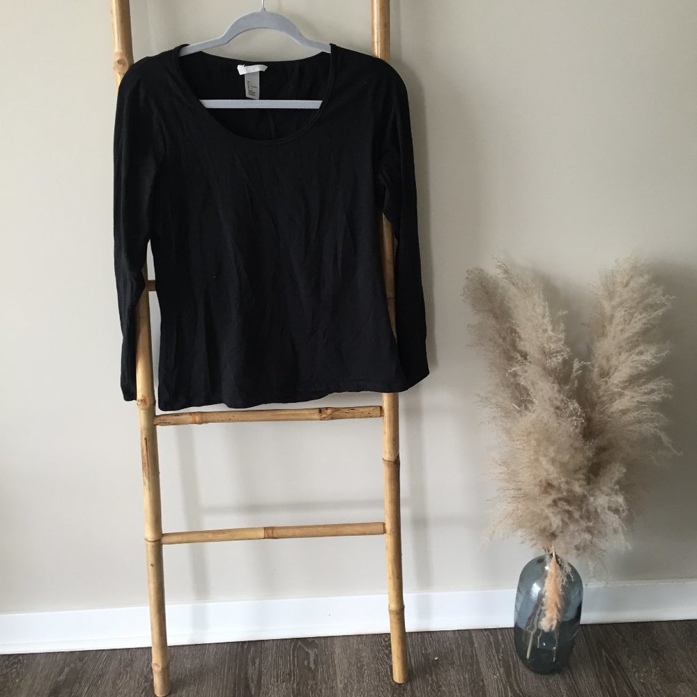 H&M. Black Long-Sleeved Top